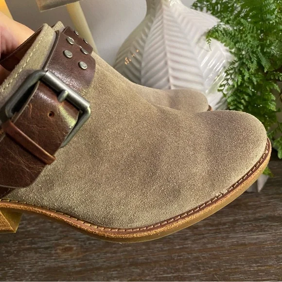 ✨Sofft Adena Slip On Backless Bootie Block Heel Mules Clogs Taupe Suede Sz 8.5 M - Picture 8 of 12